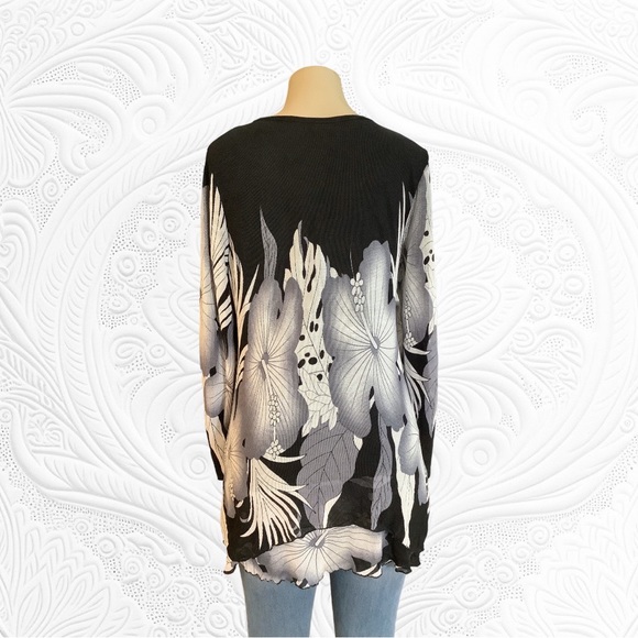 VIA VITTORIA ~ Tunic - Picture 4 of 11